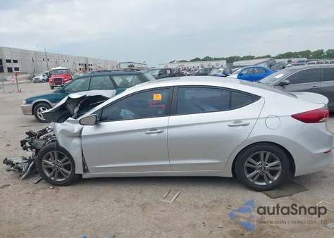 2017 Hyundai Elantra Value Edition из США, поврежденный, VIN 5NPD84LF8HH185818